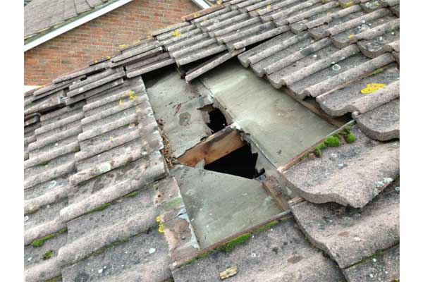 roof repairs hertford
